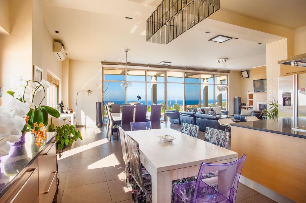 Villa Prigipessa Agia Marina  ภายนอก รูปภาพ