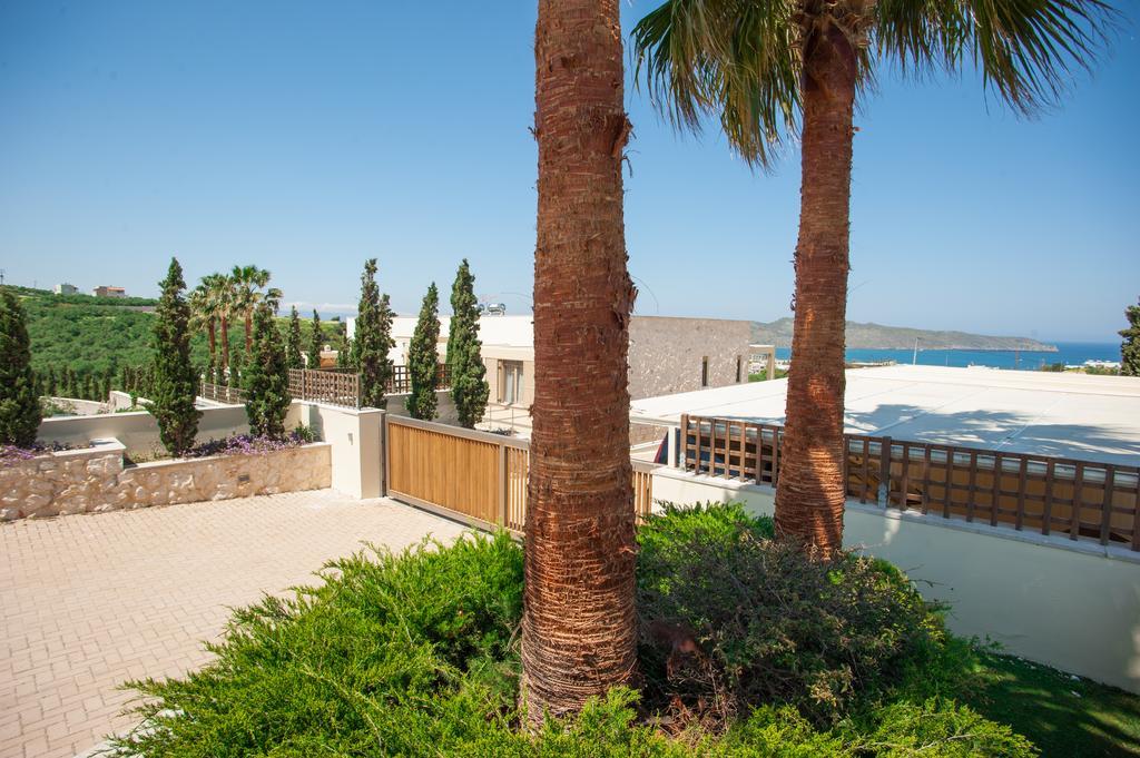 Villa Prigipessa Agia Marina  ภายนอก รูปภาพ