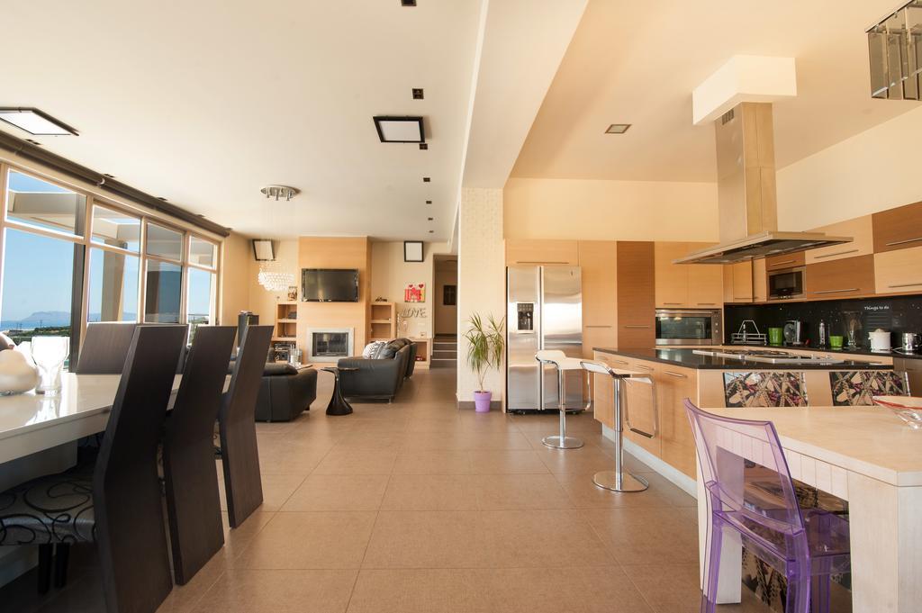 Villa Prigipessa Agia Marina  ภายนอก รูปภาพ
